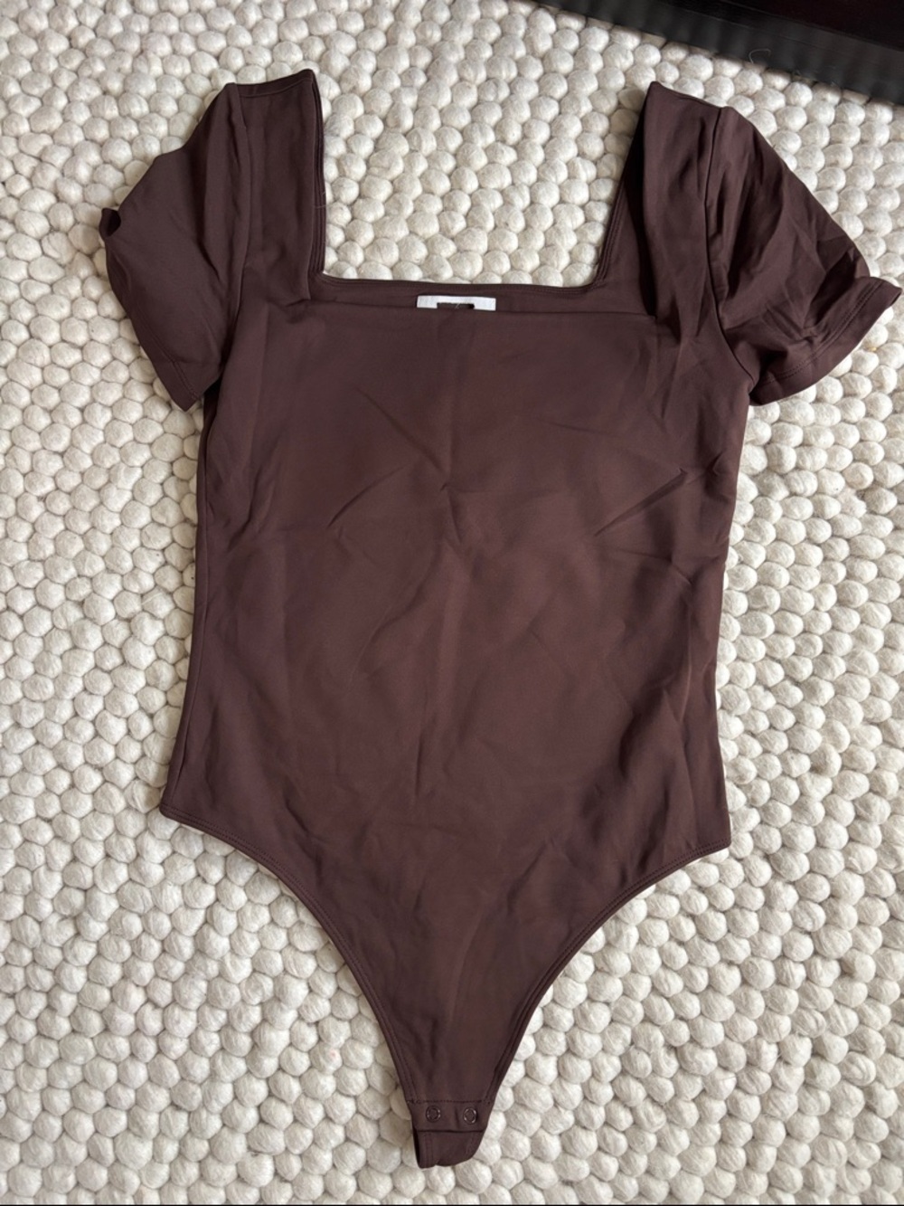 Aritzia Babaton Classic Short Sleeve Square Neck Brown Bodysuit, never worn